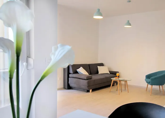 Bacan Family Apartments