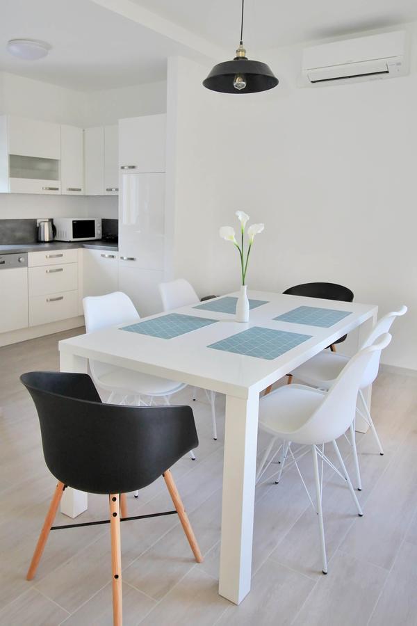 Apartma Bacan Family *